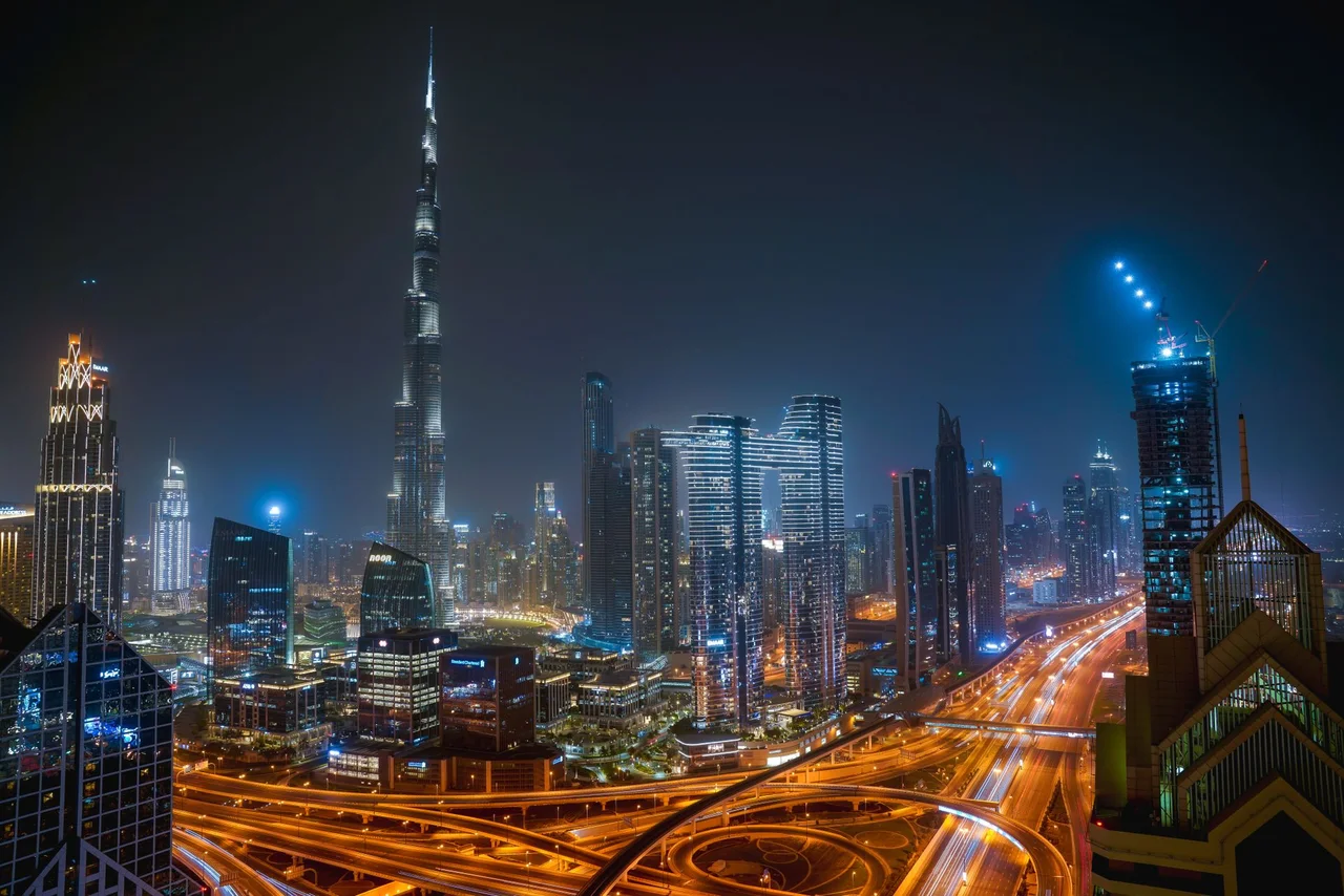 UAE — scenic travel view